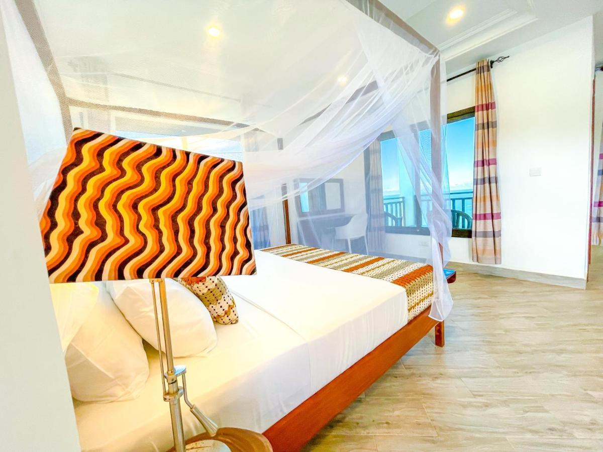 Majula Boutique Hotel เซเรคุงดา ภายนอก รูปภาพ